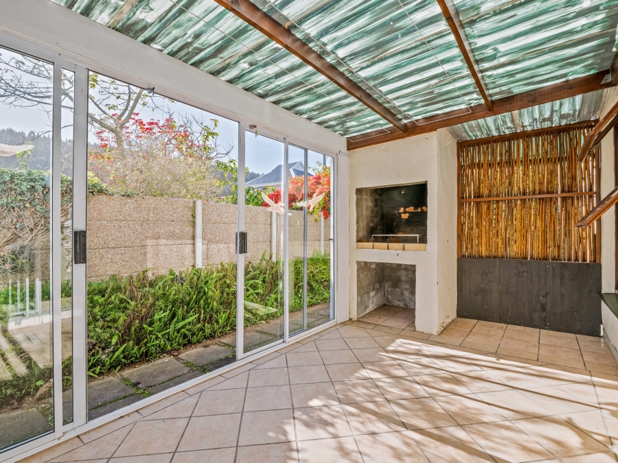 2 Bedroom Property for Sale in Meedingsride Western Cape
